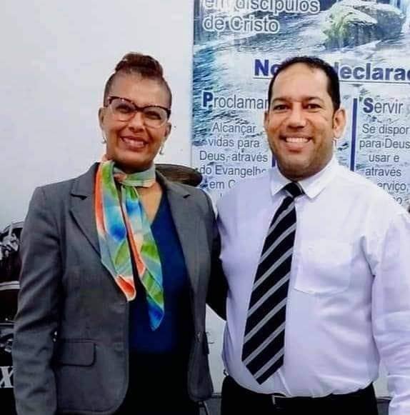 Pr. Alexandre Mariano e Pra. Rosangela Souza